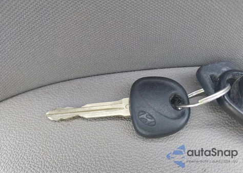 2017 Hyundai Elantra Se z USA, uszkodzony, nr VIN 5NPD84LF9HH060620